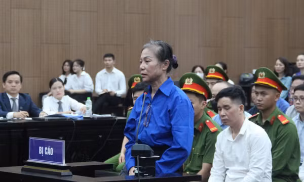 VKS nêu con số gây thiệt hại hơn 200 tỷ, luật sư nói bà Hoàng Thị Thúy Lan suy sụp, hoàn cảnh