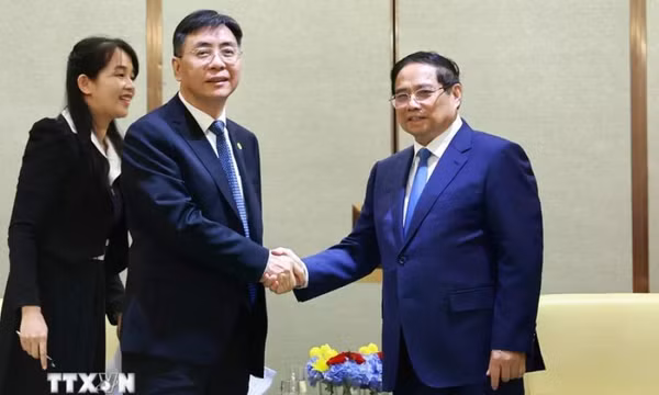 Thủ tướng làm việc với các doanh nghiệp phát triển hạ tầng hàng đầu Trung Quốc