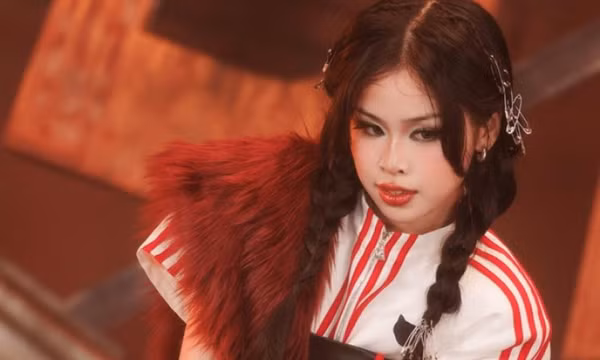 Sự nghiệp của ca sĩ duy nhất đã lấy chồng ở Em xinh say hi