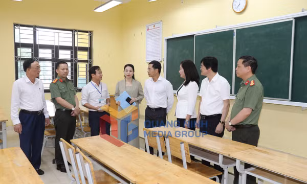 Chủ tịch UBND tỉnh Phạm Đức Ấn kiểm tra công tác chuẩn bị tổ chức Kỳ thi tốt nghiệp THPT, tháng 6-2025
