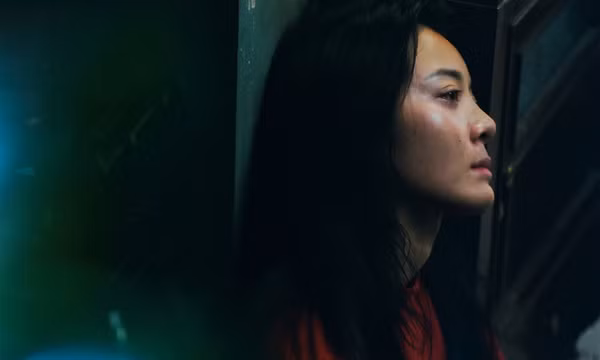 Phim "Dưới đáy hồ": Một thử nghiệm chưa trọn vẹn nhưng đầy tham vọng