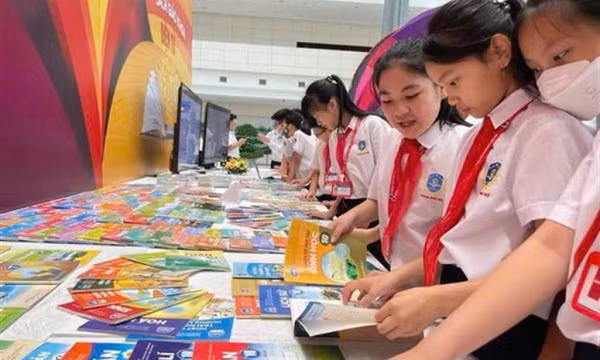 Bộ GDĐT sửa chương trình, SGK 4 môn học sau sáp nhập tỉnh thành