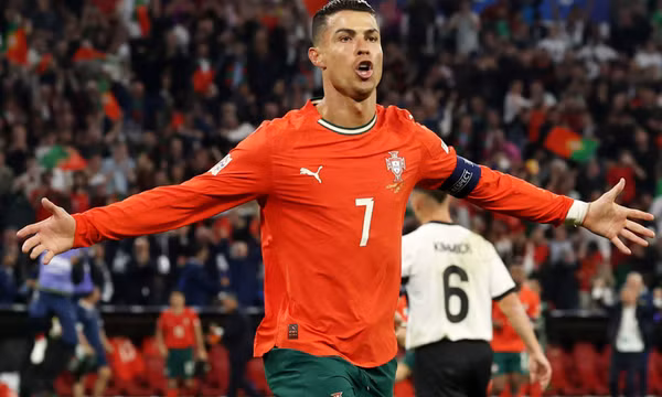 Ronaldo ghi bàn giúp Bồ Đào Nha hạ Đức, vào chung kết Nations League