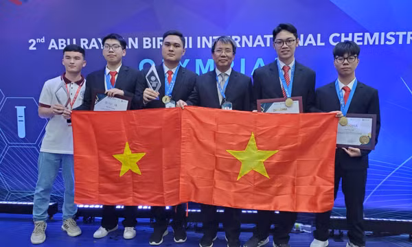 Học sinh Quảng Ninh giành Huy chương Bạc Olympic Hóa học quốc tế 