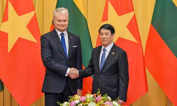 Chủ tịch nước Lương Cường hội đàm Tổng thống Cộng hòa Litva Gitanas Nauseda