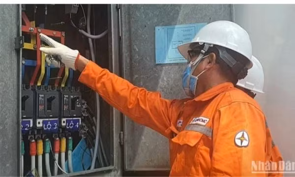 Tăng nguồn cung điện đáp ứng mục tiêu tăng trưởng cao