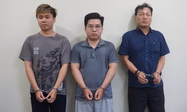 Khởi tố, bắt tạm giam 3 đối tượng quản trị hệ thống kênh Youtube “Người đưa tin”