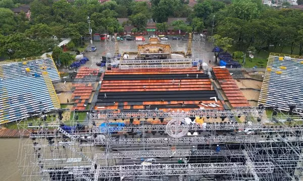 Lùi ngày tổ chức Chung kết Hoa hậu Việt Nam do ảnh hưởng bão số 1