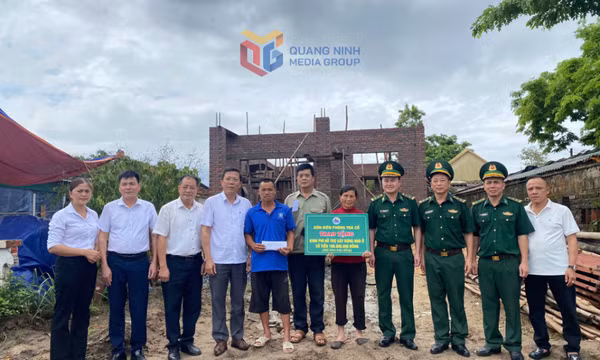 Đồn Biên phòng Trà Cổ giúp hộ gia đình chính sách xây dựng nhà