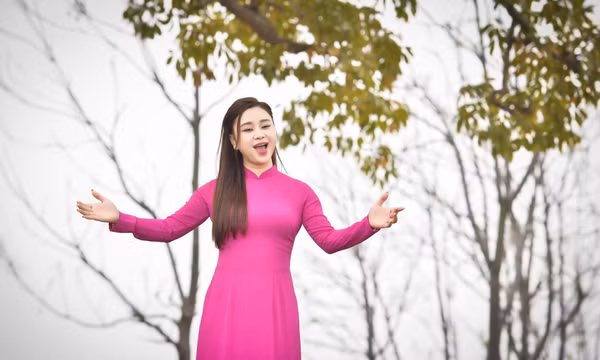 MV "Nơi tuổi thơ con về" của ca sĩ Phương Nga - hành trình âm nhạc từ trái tim của người mẹ trẻ