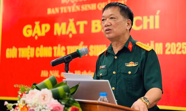Số thí sinh đăng ký vào các trường quân đội tăng mạnh trong năm 2025