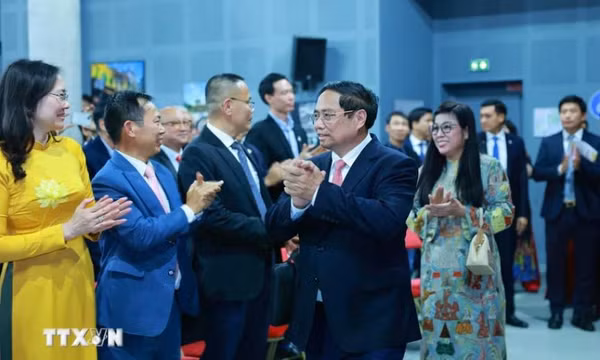 Người Việt Nam tại Pháp tự hào, đóng góp xây dựng đất nước ngày càng phát triển