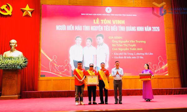 Giúp người từ tâm
