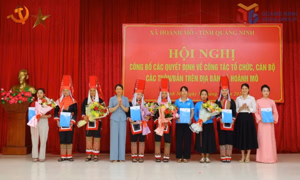 Những người đứng đầu chi bộ khi thôn, bản rộng hơn - Kỳ 2: Giữ hồn bản làng trong những cộng đồng mới