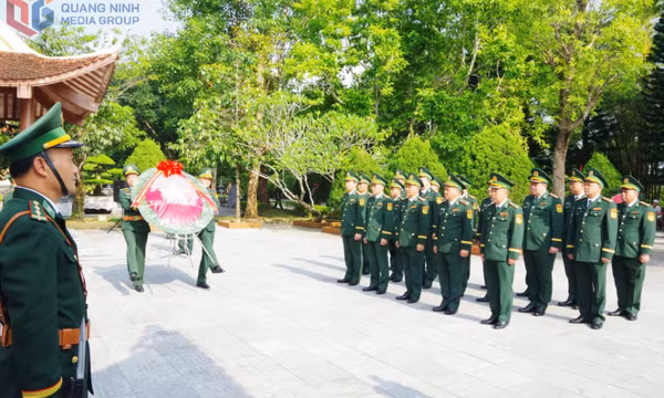 BĐBP Quảng Ninh dâng hương tri ân các Anh hùng liệt sĩ
