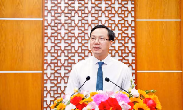 Thủ tướng Chính phủ bổ nhiệm 2 Thứ trưởng Bộ Giáo dục và Đào tạo