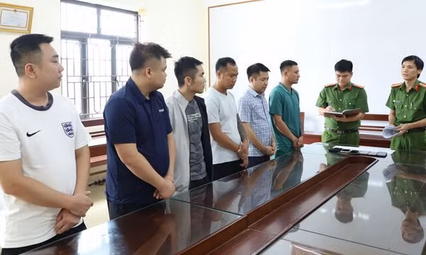 Triệt phá đường dây cá độ hơn 900 tỷ đồng, riêng mùa World Cup giao dịch 350 tỷ