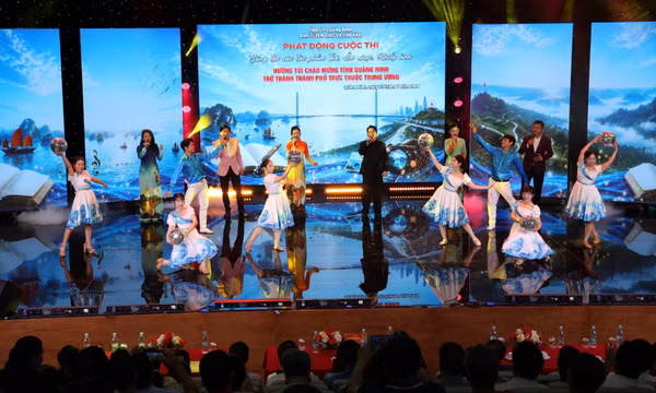 Phát động Cuộc thi sáng tác thơ, âm nhạc, nhiếp ảnh hướng tới chào mừng tỉnh Quảng Ninh trở thành thành phố trực thuộc Trung ương
