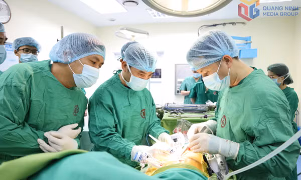 Bệnh viện Việt Nam - Thụy Điển Uông Bí thực hiện thành công ca ghép thận thứ 8
