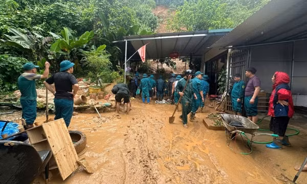 Mưa lớn gây ngập sâu ở Thái Nguyên, một bé trai bị lũ cuốn mất tích