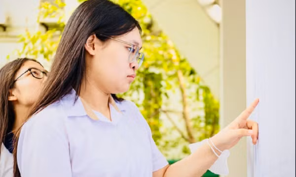 Bộ GD&ĐT yêu cầu cập nhật điểm thí sinh bị kỷ luật thi tốt nghiệp THPT trước 24/7