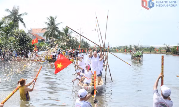 Gìn giữ, phát huy giá trị lễ hội từ góc nhìn thực tiễn