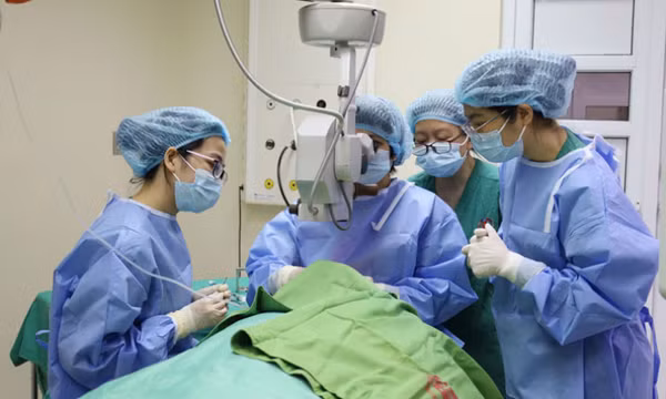 Bệnh viện Việt Nam - Thụy Điển Uông Bí: Điều trị bệnh mắt chuyên sâu ngay tại tỉnh