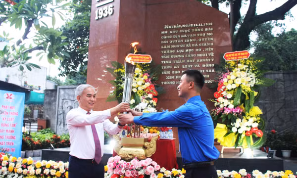 Nghi thức lấy lửa, rước đuốc Đại hội Thể dục thể thao TKV lần thứ III năm 2026  