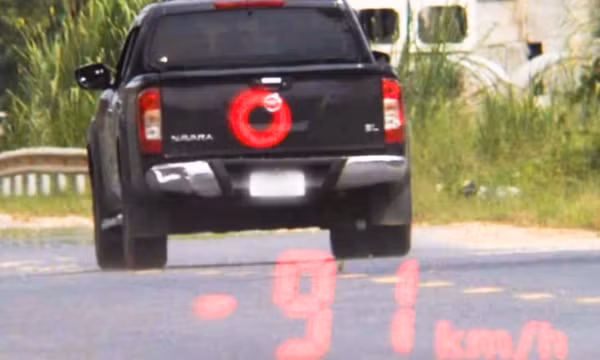 Vượt quá tốc độ hơn 40 km/h, tài xế ở Lào Cai tăng ga bỏ chạy khi thấy CSGT