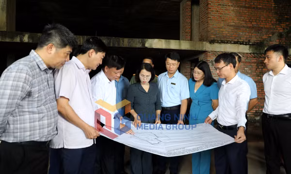 Tổ công tác số 1 Tỉnh ủy tháo gỡ khó khăn cho dự án tại các phường Hạ Long, Hồng Gai, Hà Tu