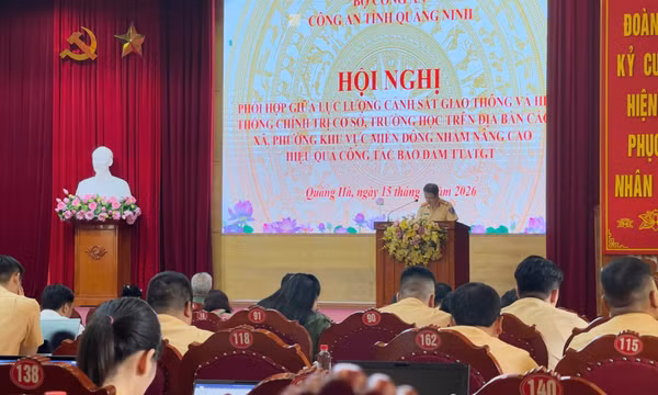 Tăng cường phối hợp bảo đảm TTATGT địa bàn miền Đông