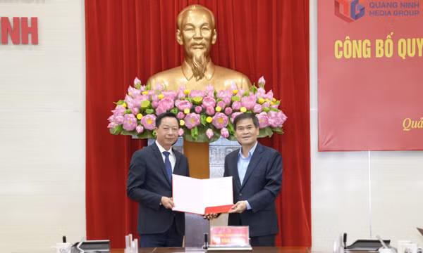 Hội nghị công bố quyết định của Chủ tịch UBND tỉnh về công tác cán bộ