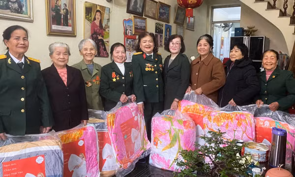 Trọn vẹn nghĩa tình đồng đội