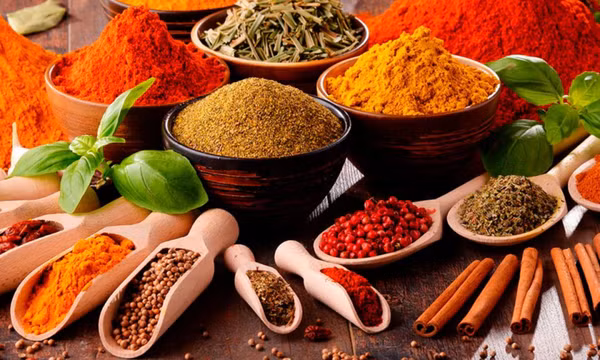 Từ vùng nguyên liệu đến bàn ăn: Cách Vũ Công xây dựng chuỗi cung ứng nông sản sấy quy mô lớn