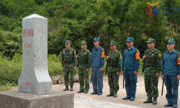 Đưa sĩ quan quân đội chính quy về xã 