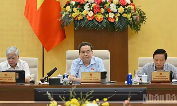 Sửa Luật Xuất bản: Cần kiến tạo hành lang pháp lý vượt trội cho xuất bản số