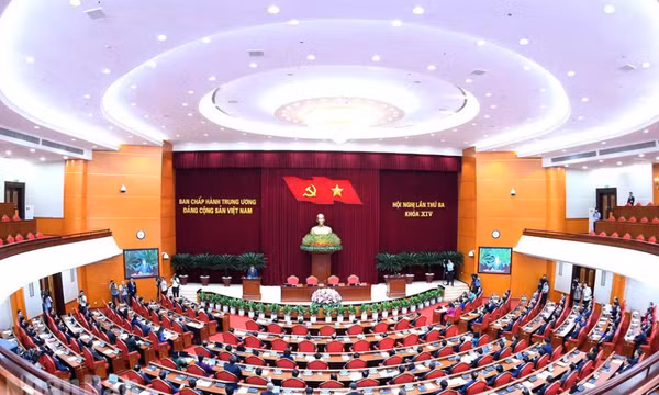 Ngày làm việc thứ năm và bế mạc Hội nghị lần thứ ba Ban Chấp hành Trung ương Đảng khóa XIV