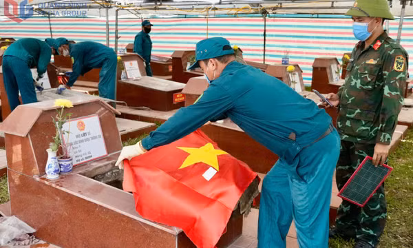 Quyết tâm hoàn thành lấy mẫu hài cốt liệt sĩ tại Nghĩa trang Liệt sĩ Móng Cái trước ngày 15/7