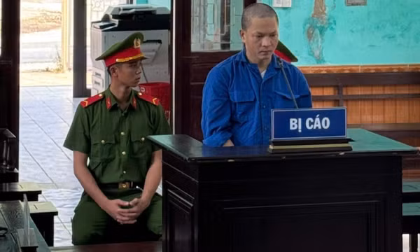 Người bẻ gãy bảo vật quốc gia 'Ngai vua triều Nguyễn' lĩnh 3 năm 6 tháng tù