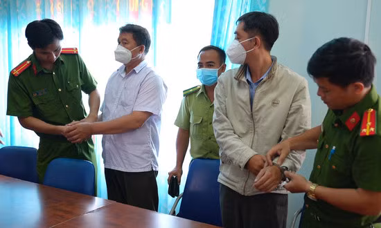 Bắt 4 cán bộ kiểm lâm, rừng phòng hộ liên quan phá rừng trên núi Thị Vải