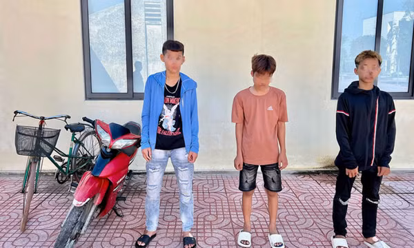 Gây tai nạn rồi đổi người điều khiển xe và bỏ trốn