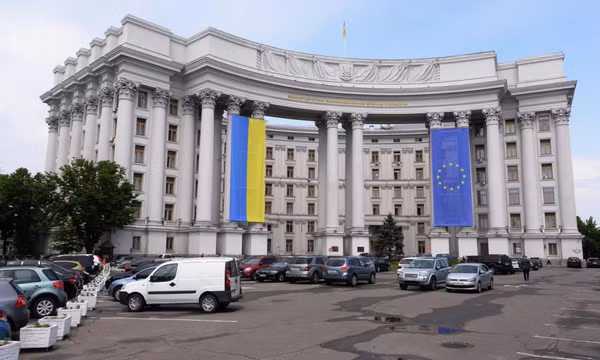 Ukraine cắt đứt quan hệ ngoại giao với Triều Tiên