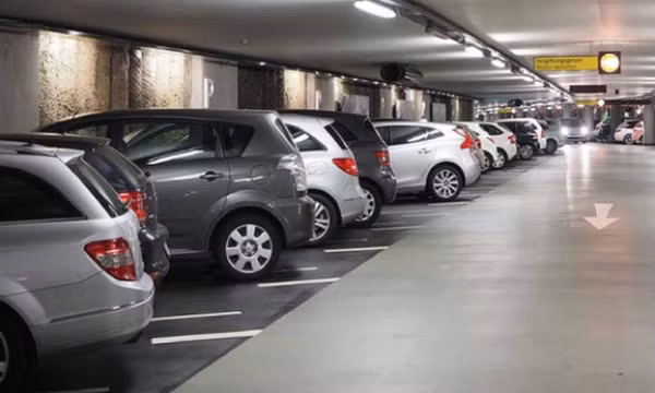 Chỗ để xe ô tô chung cư có phải sở hữu riêng của chủ đầu tư?