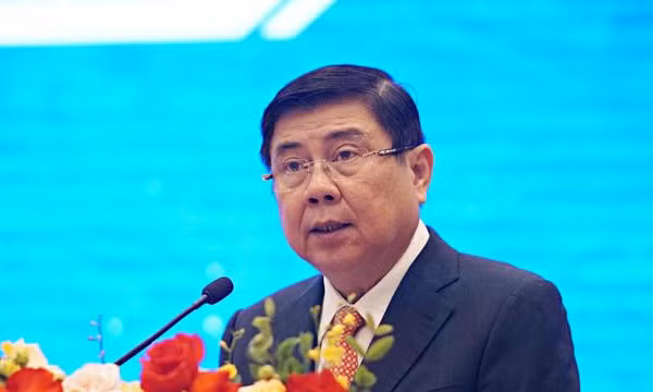 Bộ Chính trị kỷ luật cảnh cáo nguyên Chủ tịch UBND TPHCM Nguyễn Thành Phong