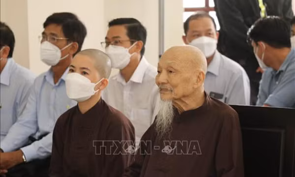 Phiên tòa xét xử vụ án xảy ra tại Tịnh thất Bồng Lai: Tiếp tục phần xét hỏi các bị cáo