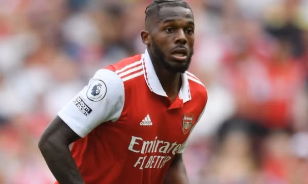 Nuno Tavares rời Arsenal