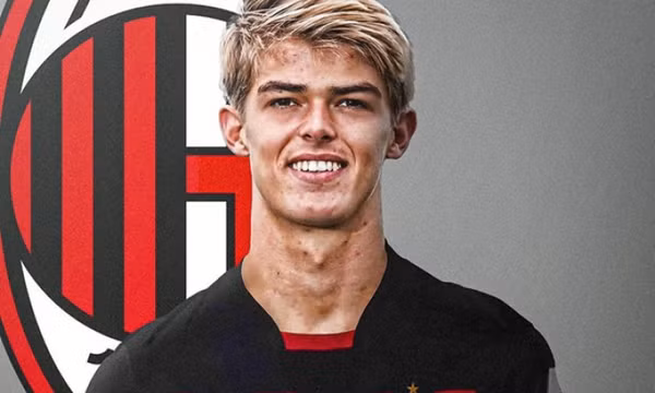 AC Milan 'nổ' thương vụ 32 triệu euro