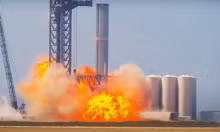 Tên lửa SpaceX phát nổ trên bệ phóng