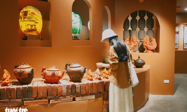 Check-in thả ga tại Bảo tàng gốm Bát Tràng
