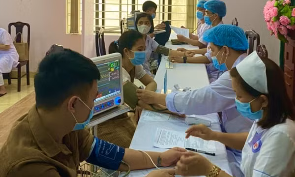 Hỗ trợ đơn vị sự nghiệp y tế công lập thu không đủ chi do tác động của dịch COVID-19